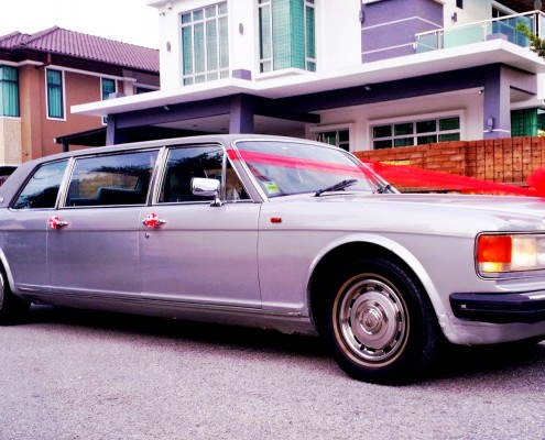 Silver Spirit Limousine front